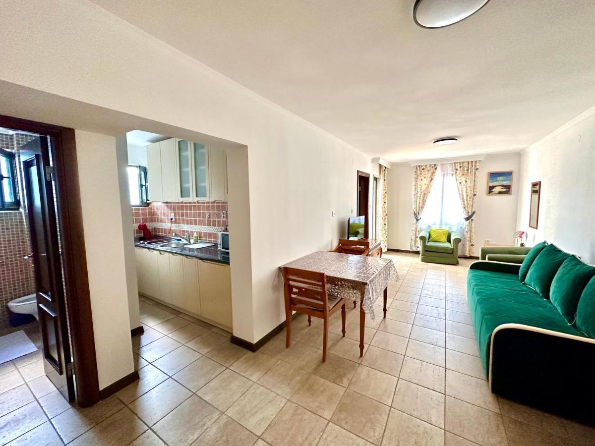 Apart-Hotel Villa Lav Nova Pec Luaran gambar